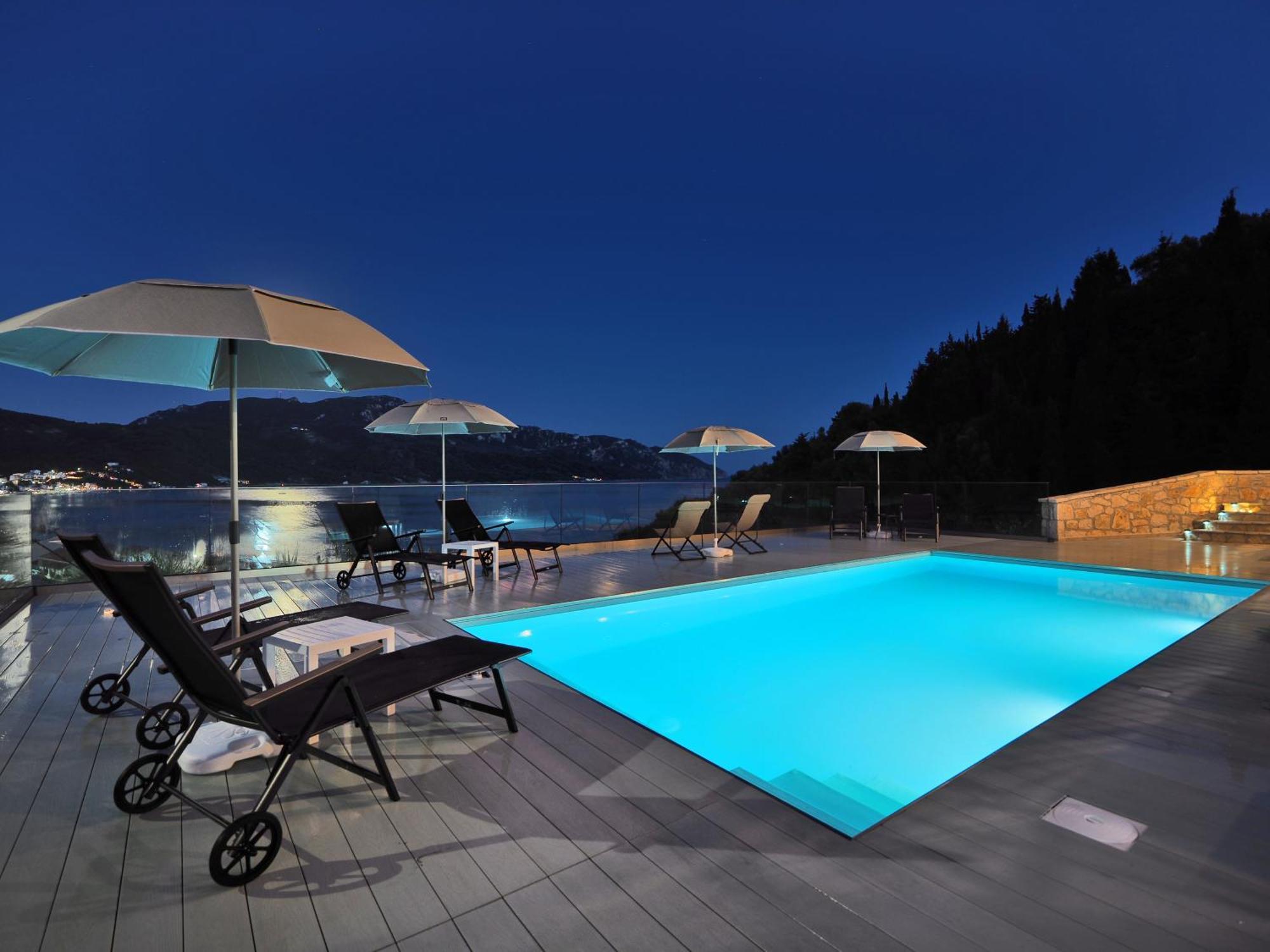 Villa Euphoria Apts Afión Eksteriør billede