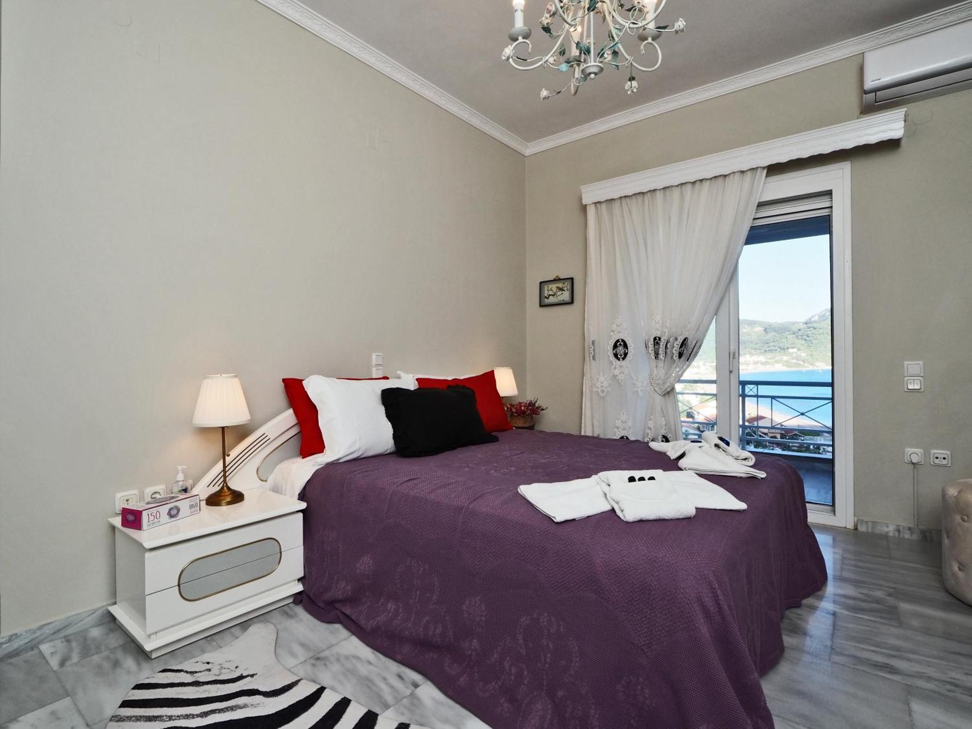 Villa Euphoria Apts Afión Eksteriør billede